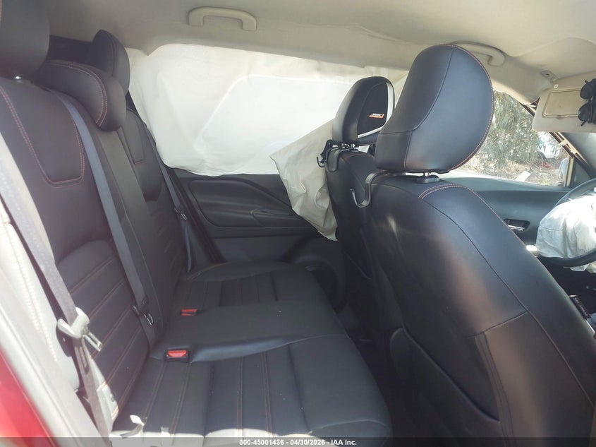 2019 NISSAN KICKS auction photo 8