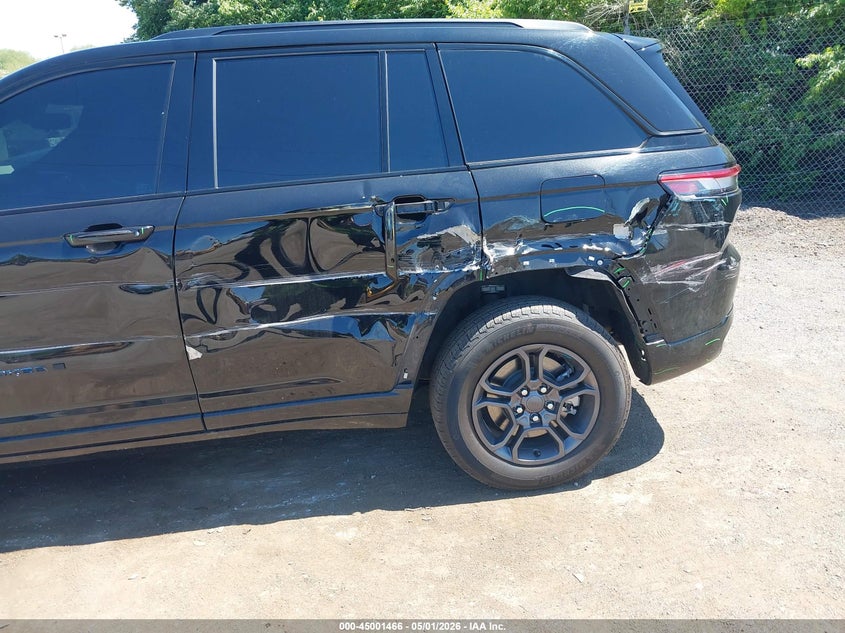 2024 JEEP GRAND CHEROKEE 4XE auction photo 6