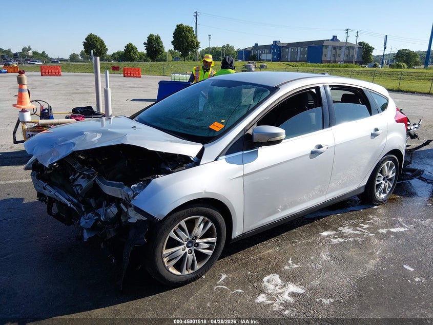 Vin: 1fahp3m27cl317567, lot: 45498983, ford focus sel 20122