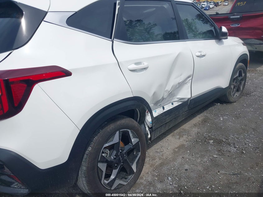 2025 KIA SELTOS auction photo 6