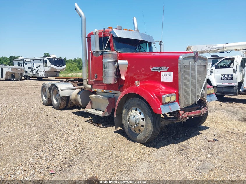 2004 KENWORTH CONSTRUCTION auction photo 1