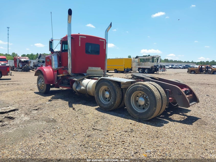 2004 KENWORTH CONSTRUCTION auction photo 3