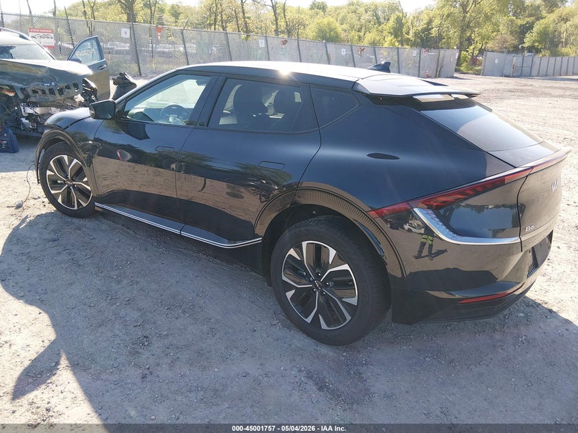 2022 KIA EV6 WIND · Фото 3