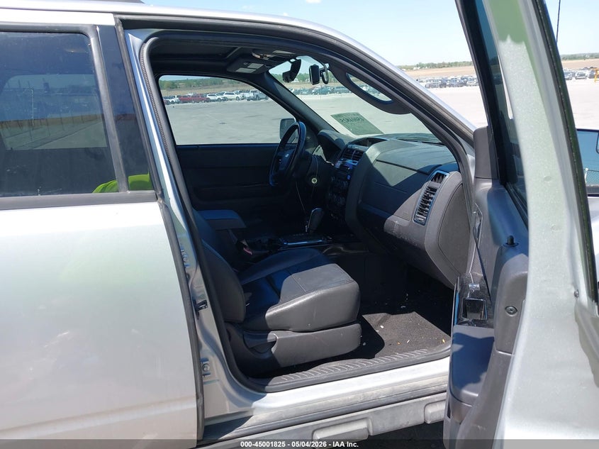 2010 Ford Escape 2.5 Limited silver Lot 111045001825 Vin 1FMCU0E79AKC88965