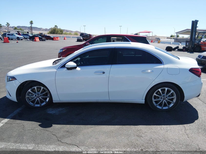 2019 Mercedes-Benz A 220 VIN: WDD3G4EB6KW003498 Lot: 45002001