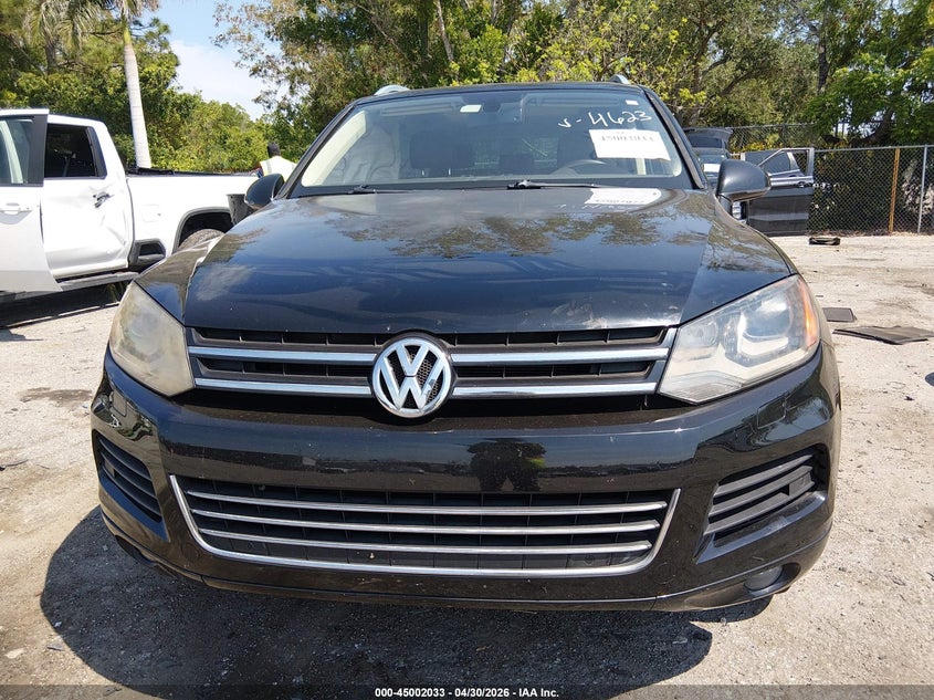 2013 Volkswagen Touareg Vr6 Executive VIN: WVGEF9BP3DD004623 Lot: 45002033