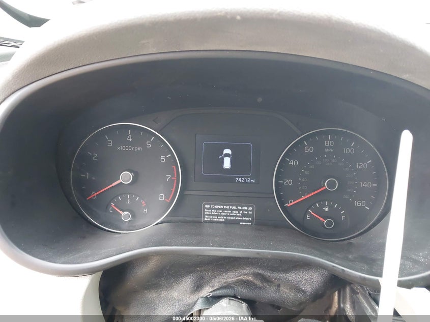VIN KNDPM3ACXK7611855 2019 KIA SPORTAGE LX