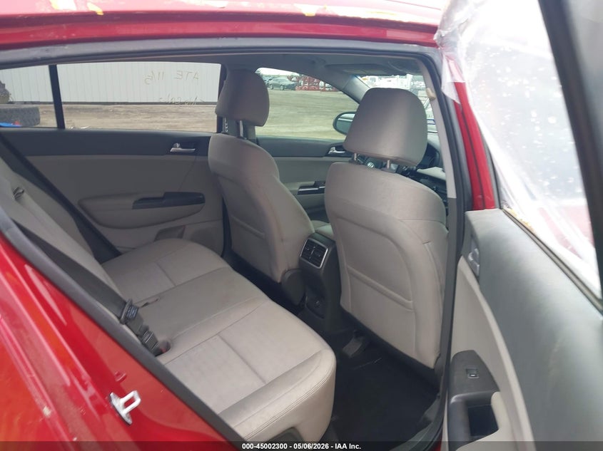 VIN KNDPM3ACXK7611855 2019 KIA SPORTAGE LX