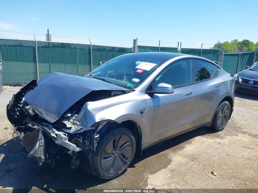 2026 Tesla Model Y All-Wheel Drive/Long Range Launch Series/Premium All-Wheel Drive 7SAYGDEE8TF362211 photo 1