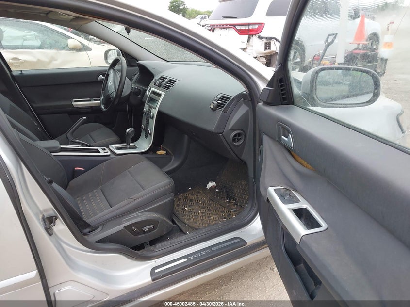 2010 Volvo V50 2.4I