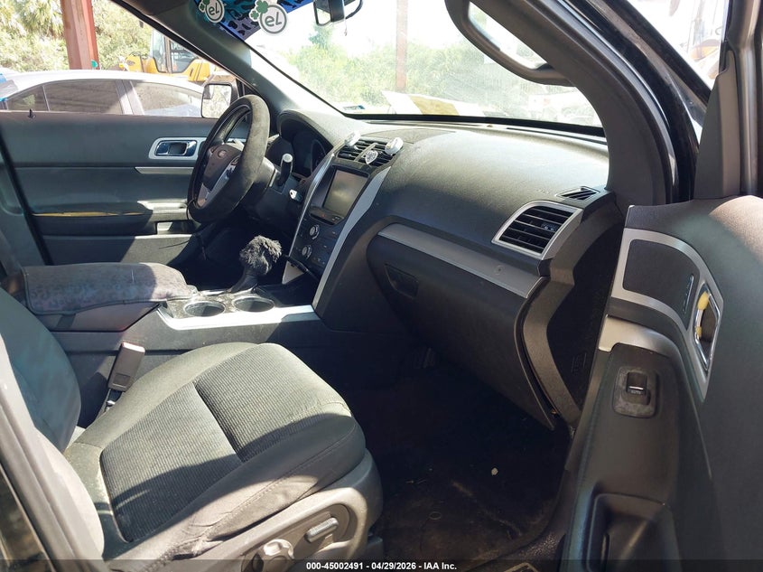 2014 FORD EXPLORER auction photo 5