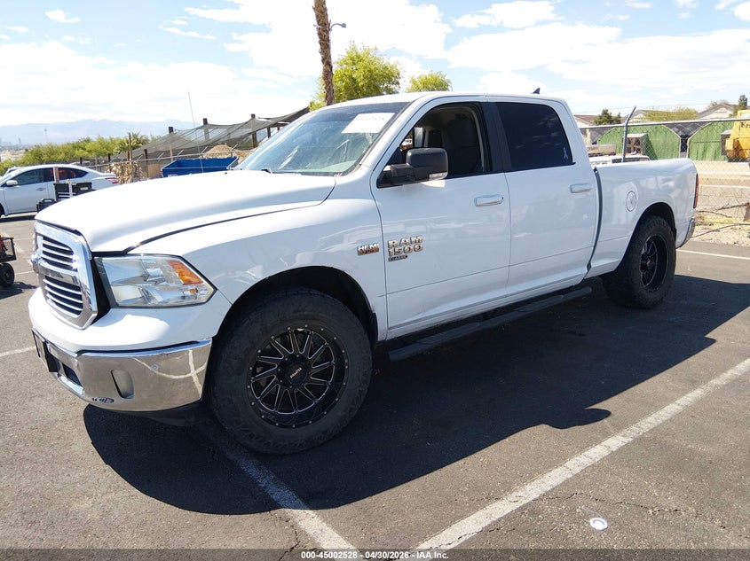 2019 Ram 1500 Classic 1C6RR6TT6KS683679 photo 1