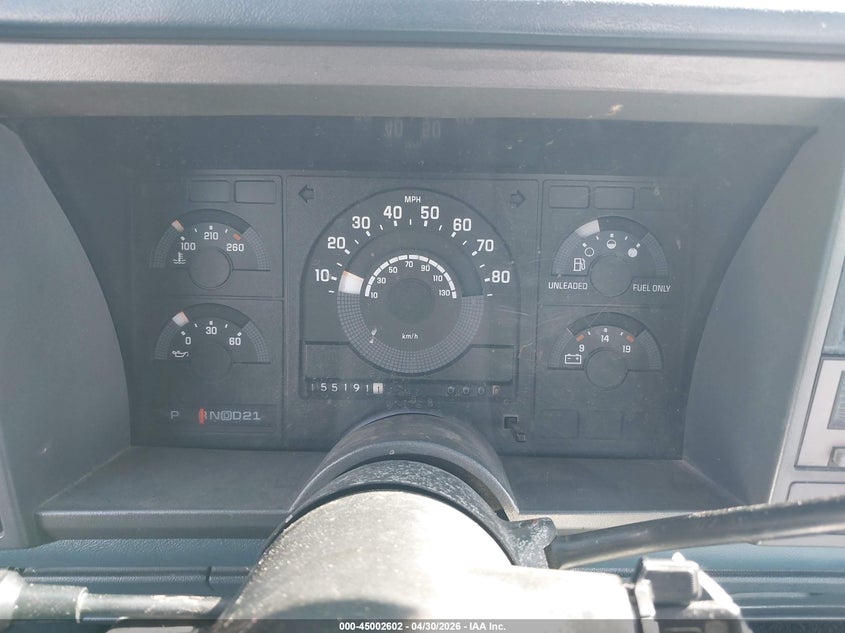 1990 Chevrolet Gmt-400 C2500 VIN: 1GCFC24K3LE255841 Lot: 45002602