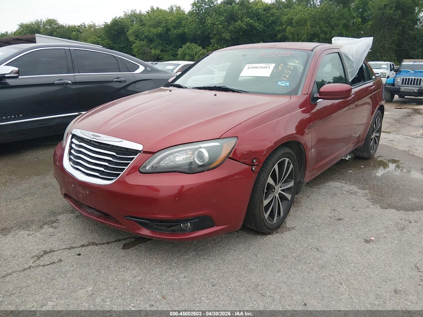2014 CHRYSLER 200 auction photo 2