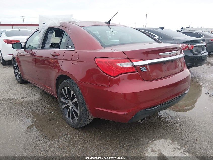 2014 CHRYSLER 200 auction photo 3