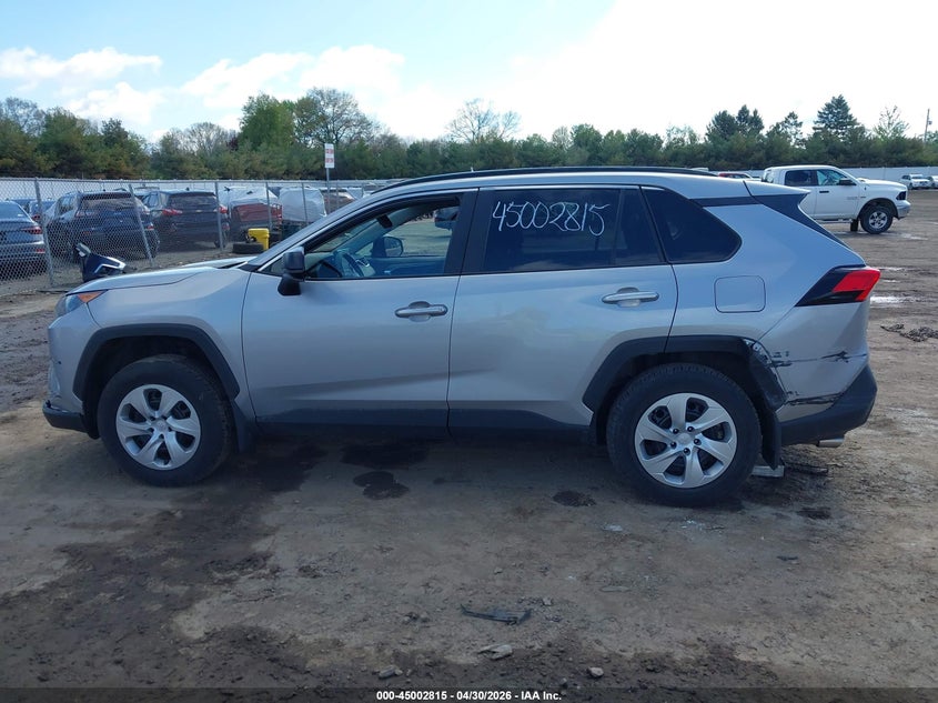 TOYOTA RAV4 - zdjęcie 15