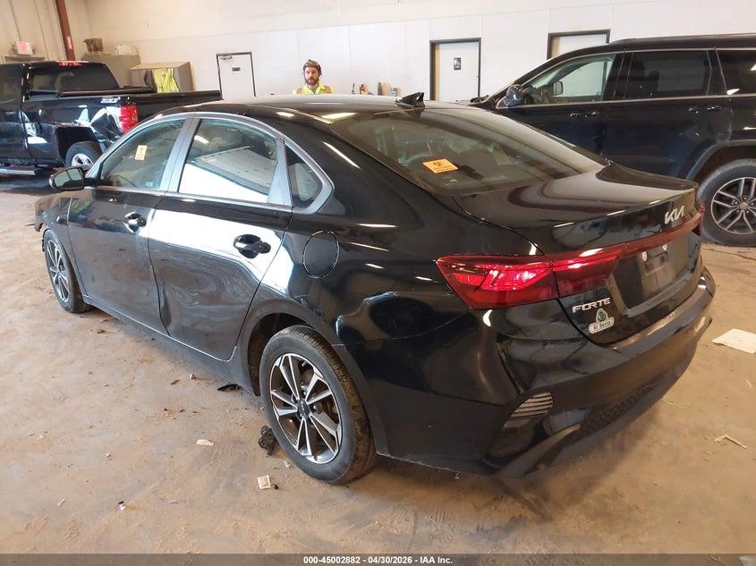 VIN 3KPF24AD1PE683339 2023 KIA FORTE LXS