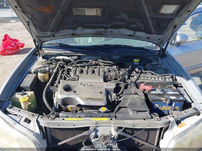 2000 Infiniti I30 Luxury/Touring VIN: JNKCA31AXYT113272 Lot: 45002914
