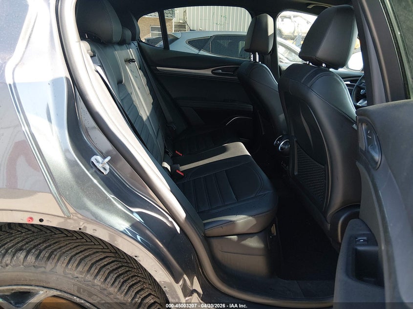 2022 Alfa Romeo Stelvio Veloce Ti Awd VIN: ZASPAKBN6N7D45930 Lot: 45003207