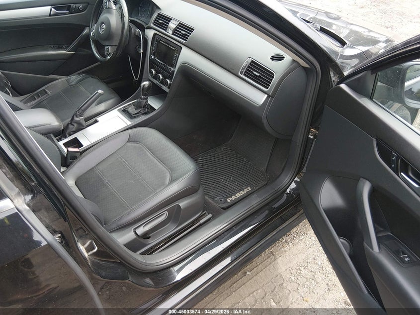 2012 Volkswagen Passat 2.5L Se