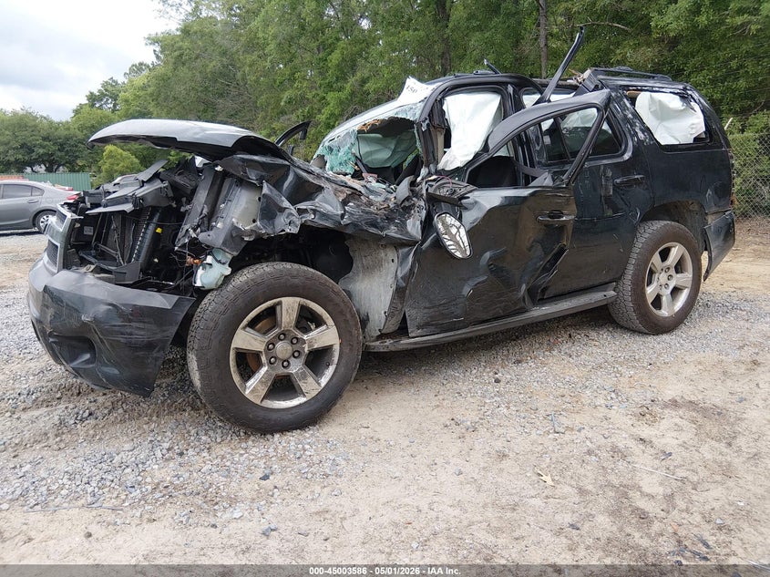 2011 CHEVROLET TAHOE auction photo 2