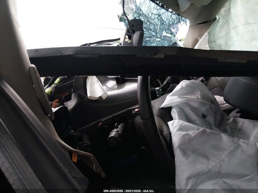 2011 CHEVROLET TAHOE auction photo 7