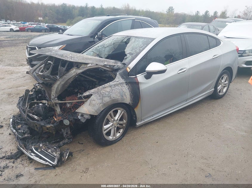 2017 Chevrolet Cruze Lt Auto 1G1BE5SM3H7275753 photo 1