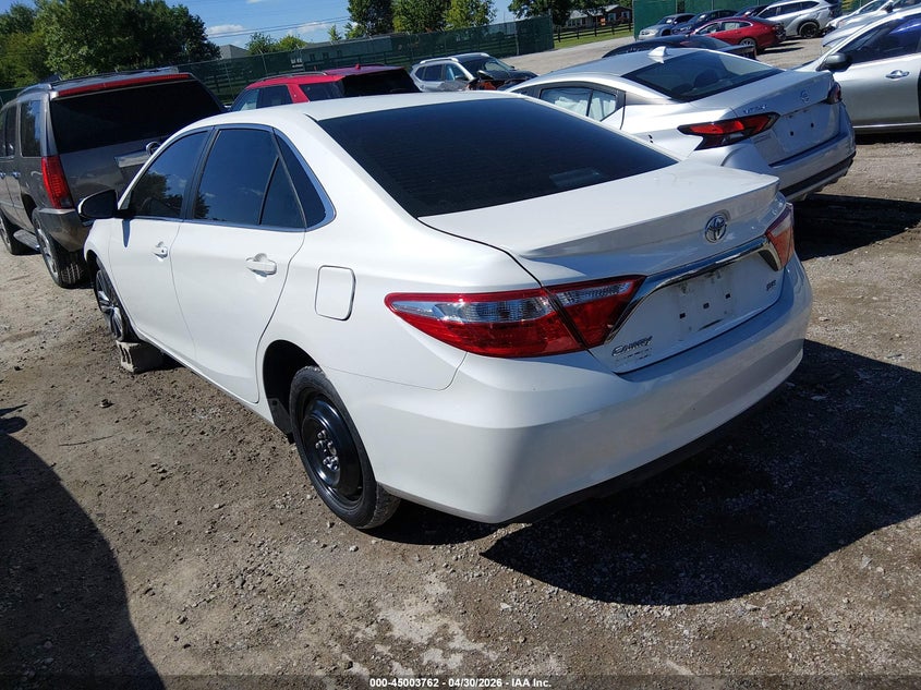 2017 TOYOTA CAMRY auction photo 3