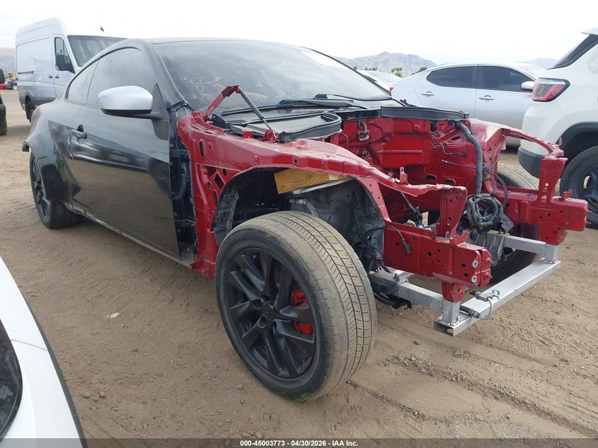 2010 INFINITI G37 JOURNEY