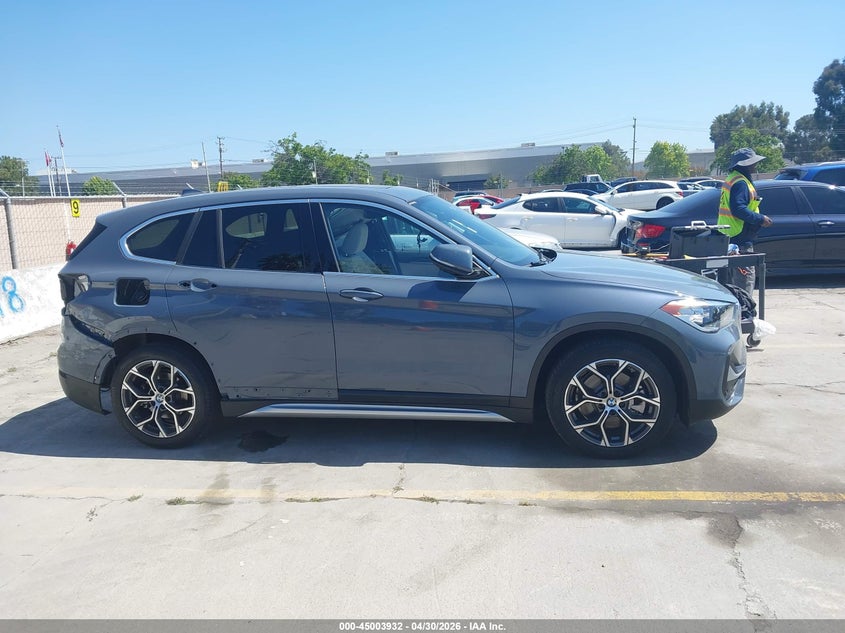 VIN WBXJG9C00N5U59414 2022 BMW X1 XDRIVE28I