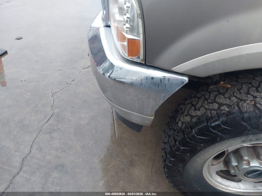 2002 Ford Excursion Limited VIN: 1FMNU43S02EA86085 Lot: 45003938