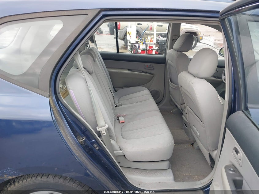 2007 Kia Rondo Lx VIN: KNAFG525X77082068 Lot: 45004317
