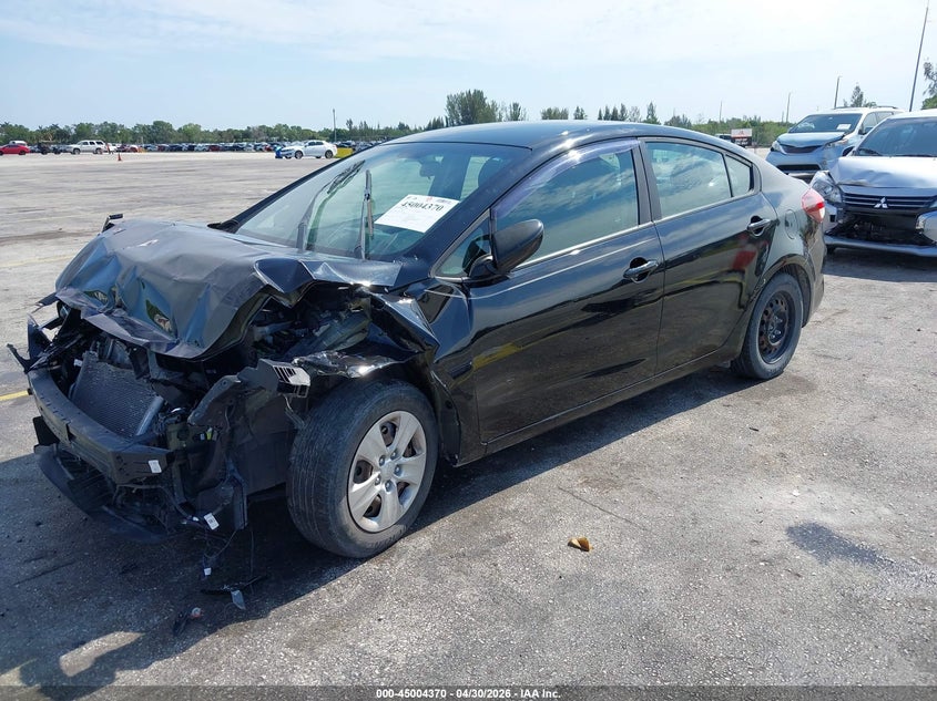 Vin: 3kpfk4a7xhe041374, lot: 45501835, kia forte lx 20172