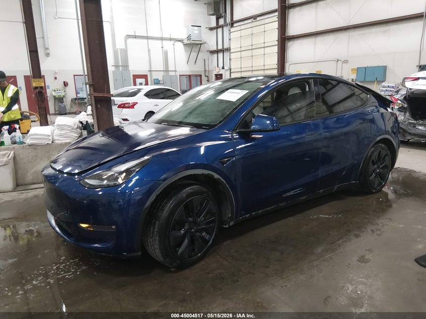 7SAYGAEE2SF251148 2025 Tesla Model Y Long Range Dual Motor All-Wheel Drive photo 1