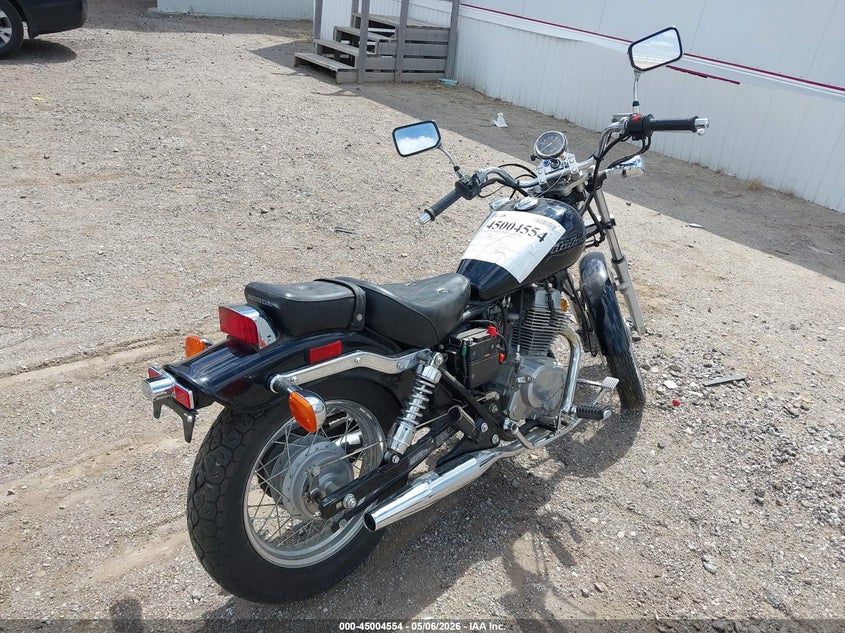 2007 HONDA CM MOTO 2