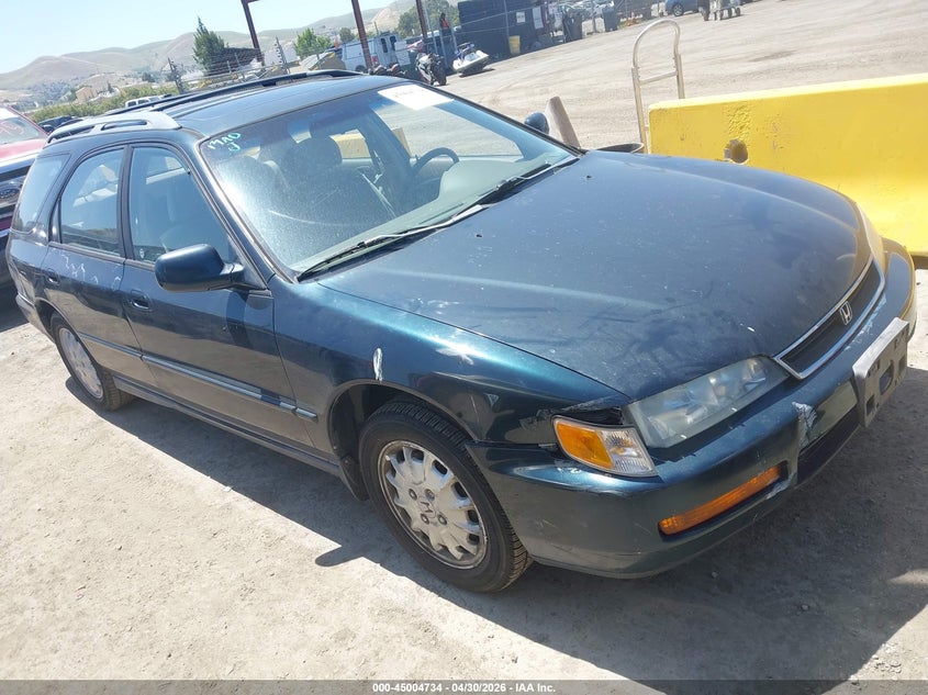 1997 HONDA ACCORD auction photo 1