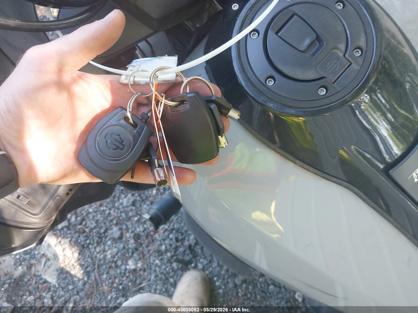 2024 Harley-Davidson Fltrx VIN: 1HD1KH711RB657918 Lot: 45005052