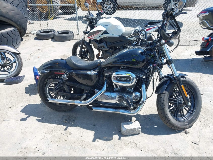 2019 Harley-Davidson Xl1200 Xs VIN: 1HD1LR318KC412221 Lot: 45005215