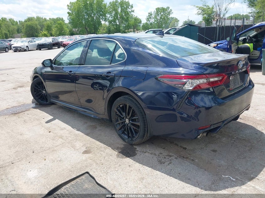 2021 TOYOTA CAMRY auction photo 3
