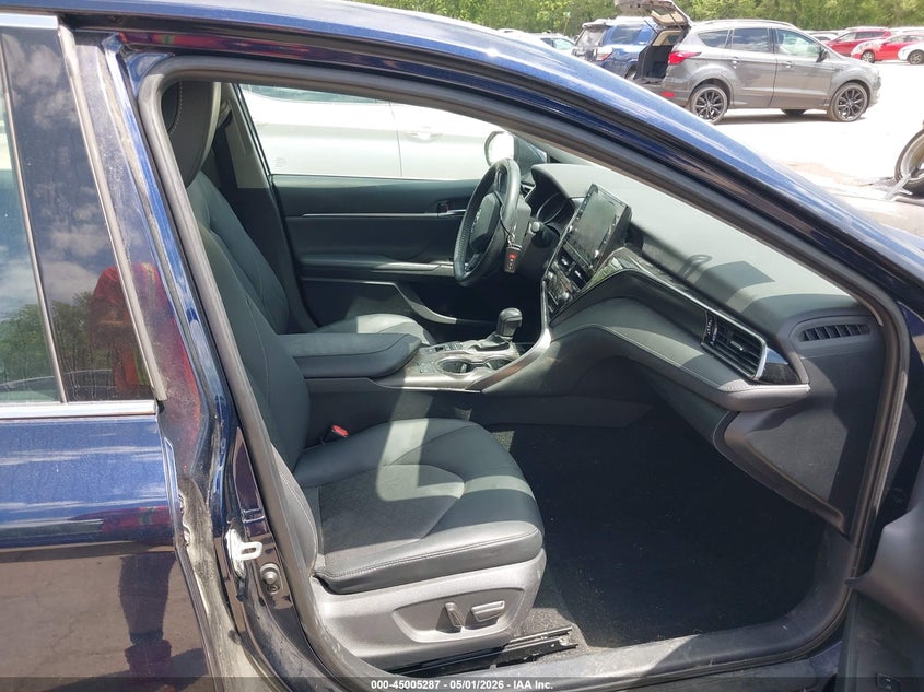 2021 TOYOTA CAMRY auction photo 5