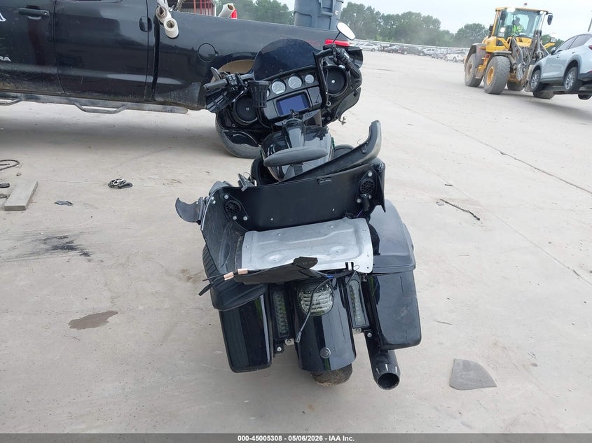 2023 HARLEY-DAVIDSON FLHTK auction photo 6