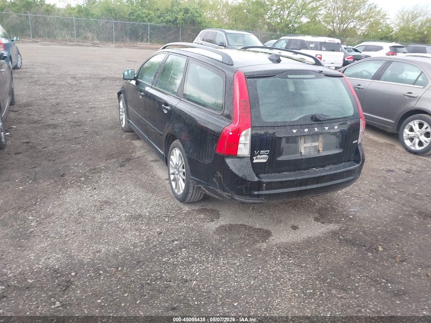 Vin: yv1382mw4a2542590, lot: 45502903, volvo v50 2.4i 20103