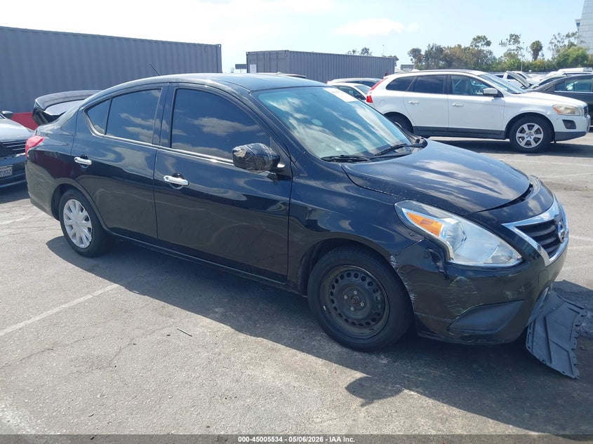 2019 NISSAN VERSA auction photo 1