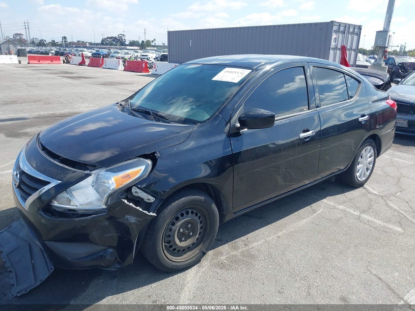 2019 NISSAN VERSA auction photo 2