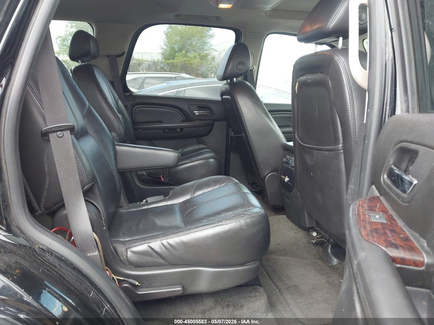 2007 GMC YUKON SPORT UTILITY VEHICLE 6.2L V-8 VVT, 380HP