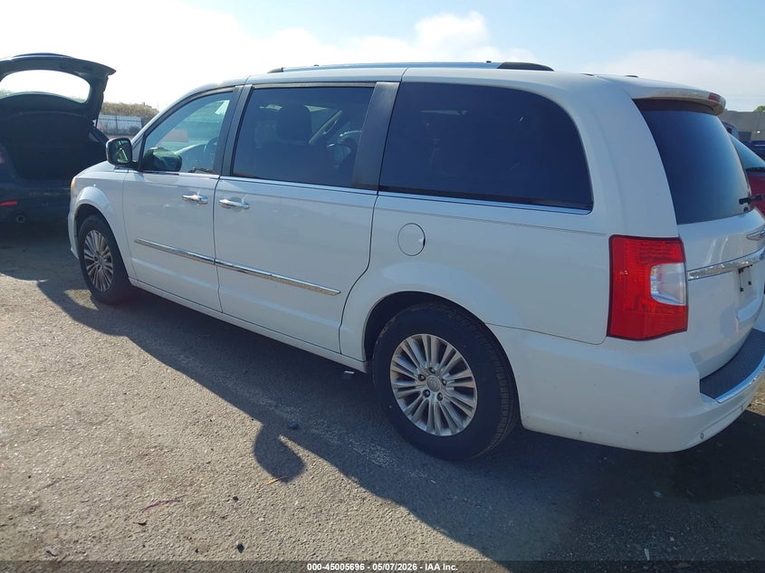 Vin: 2c4rc1gg7cr192230, lot: 45503161, chrysler town & country limited 20123
