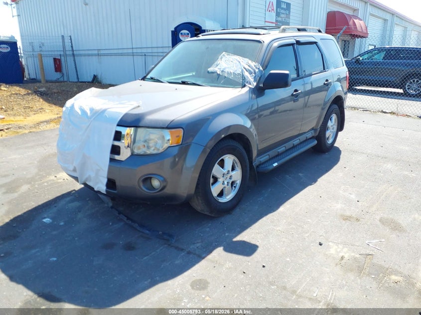 Vin: 1fmcu0d74akd31156, lot: 45503257, ford escape xlt 20102