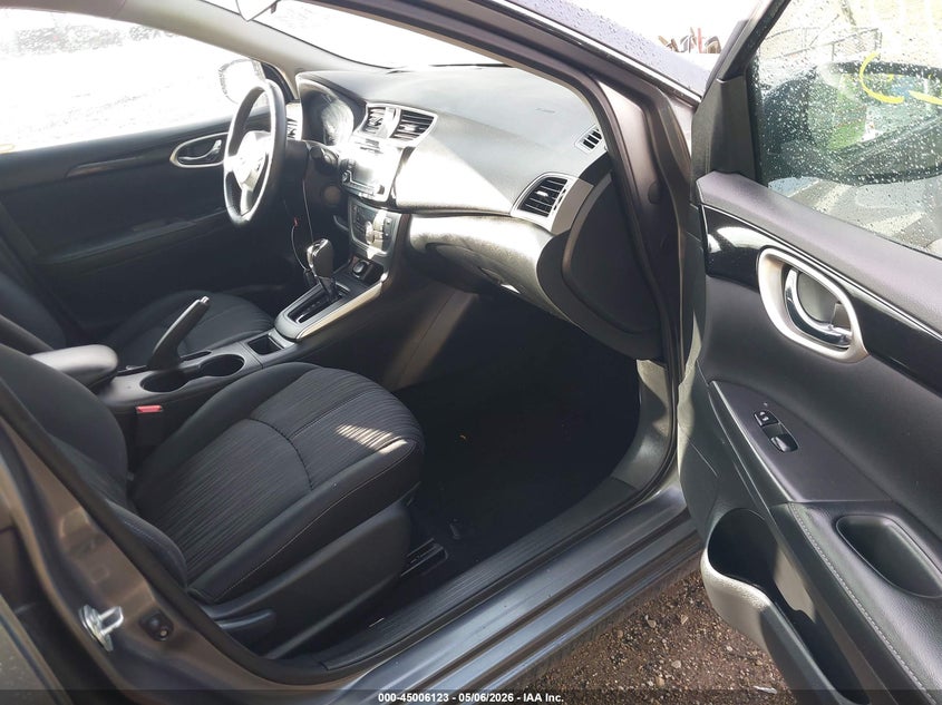 2018 NISSAN SENTRA auction photo 5