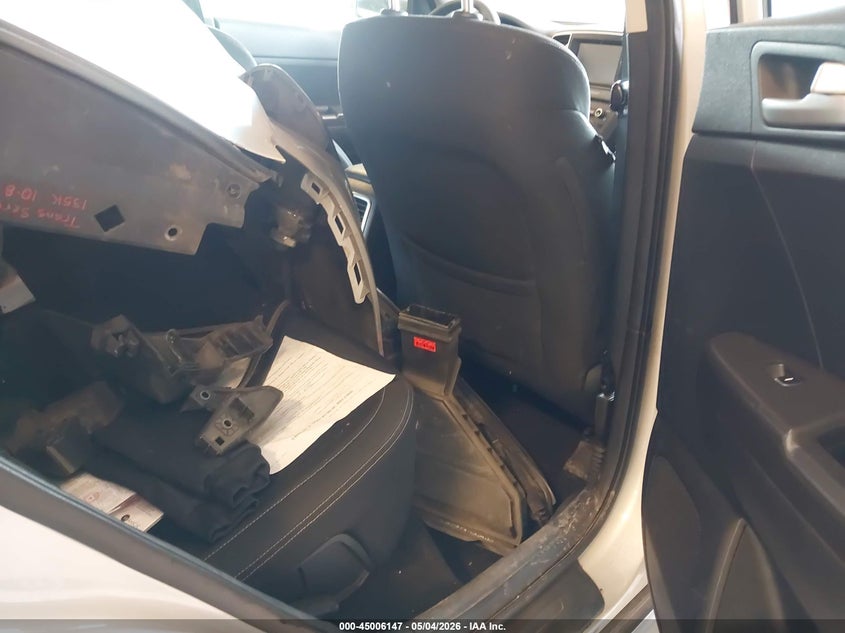 VIN KNDPMCAC5J7481689 2018 KIA SPORTAGE LX