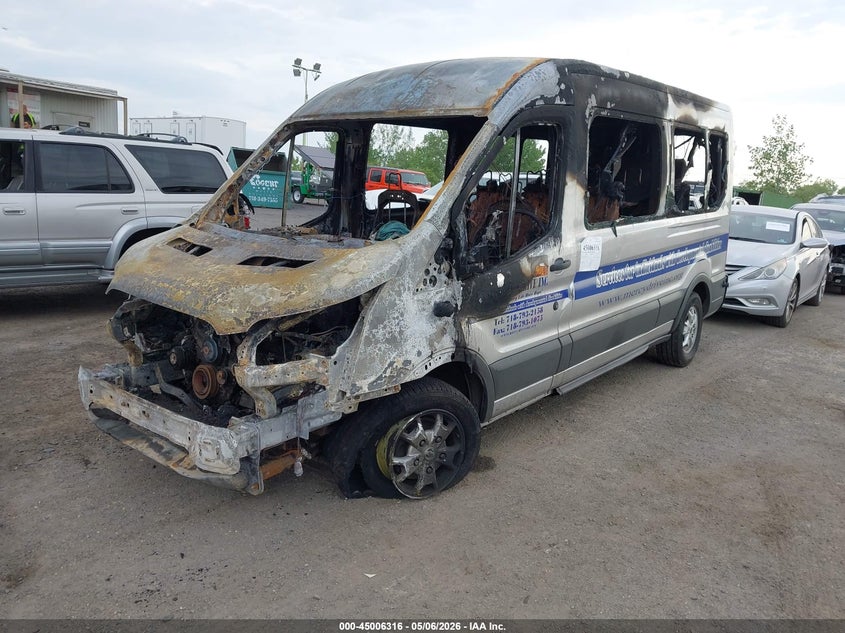 2015 FORD TRANSIT-350 auction photo 2